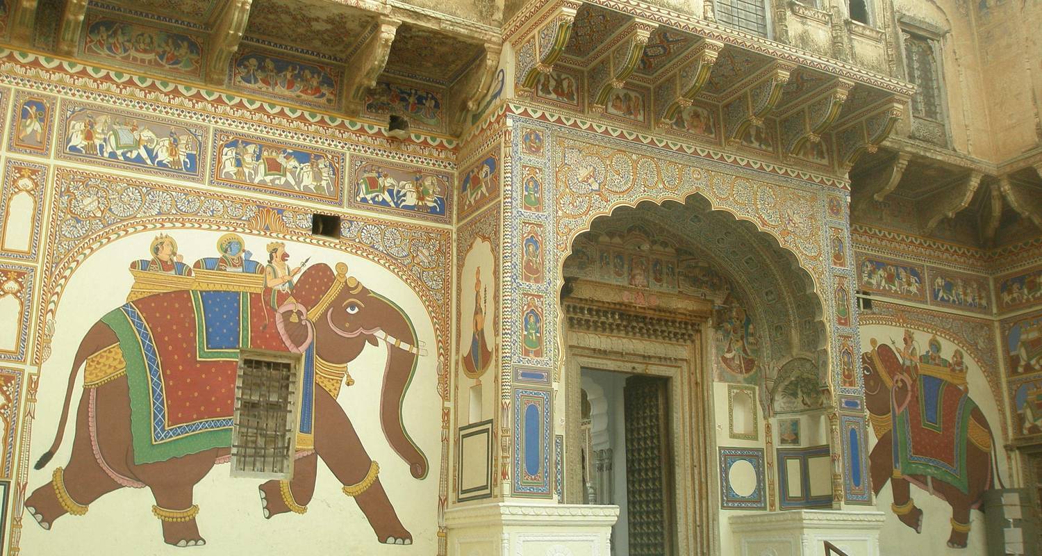 Golden Triangle Tour with mandawa